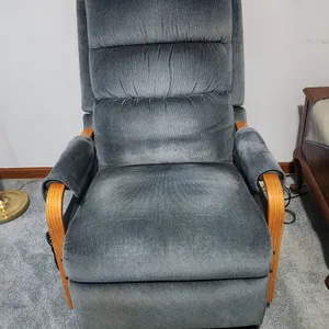 La-Z-Boy Power Lift Recliner - Works