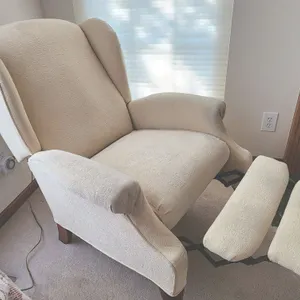 Wing Back Recliner White