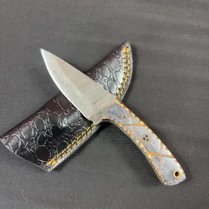 Damascus Steel Knife and Leather Sheath