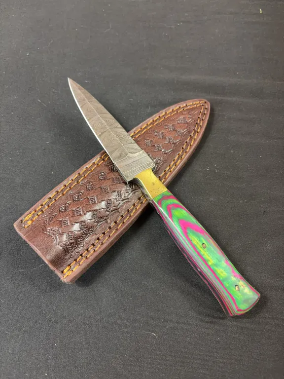 Damascus Steel Knife and Leather Sheath