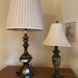 2 lamps