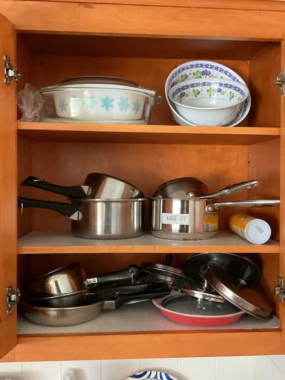 Pots & pans, Pyrex, corningware