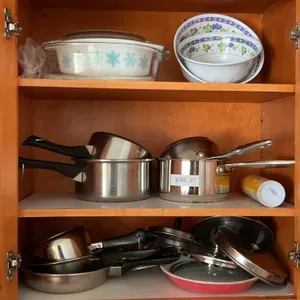 Pots & pans, Pyrex, corningware
