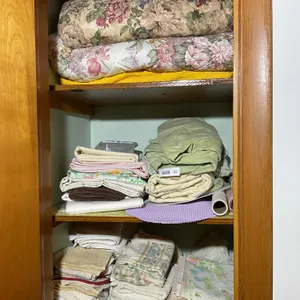 2 comforters, sheets, kitchen towels