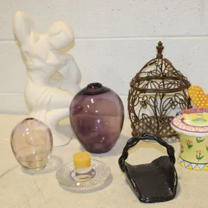 Sculpture, Vases & Décor
