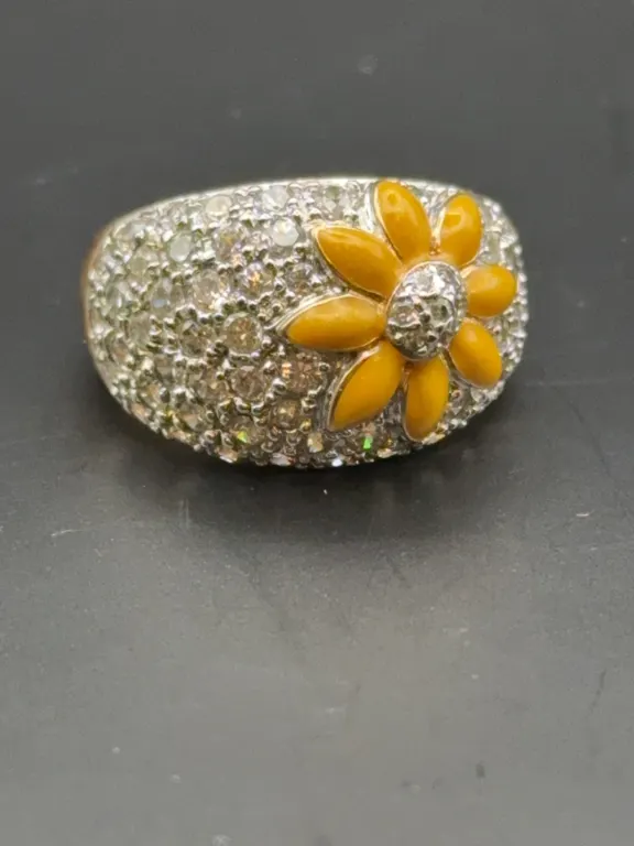 Sterling Silver Gold Vermeil Yellow Enamel Daisy Flower & Pavé Crystal Dome Statement Ring