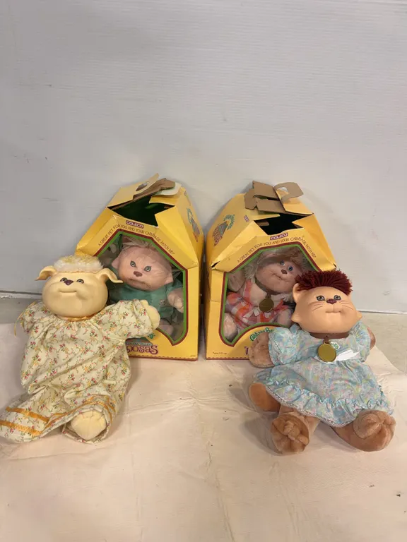 Vintage Coleco Cabbage Patch Kids Koosas Plush Dolls