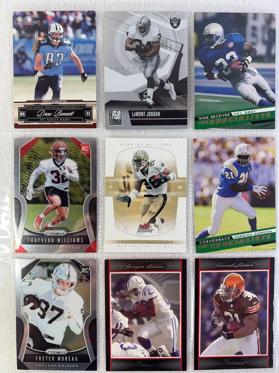NFL Football Cards in Sleeve