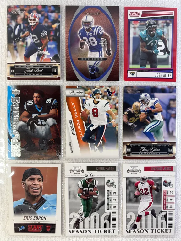 NFL Football Cards in Sleeve