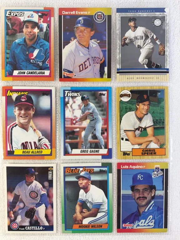 MLB Baseball Cards in Sleeve