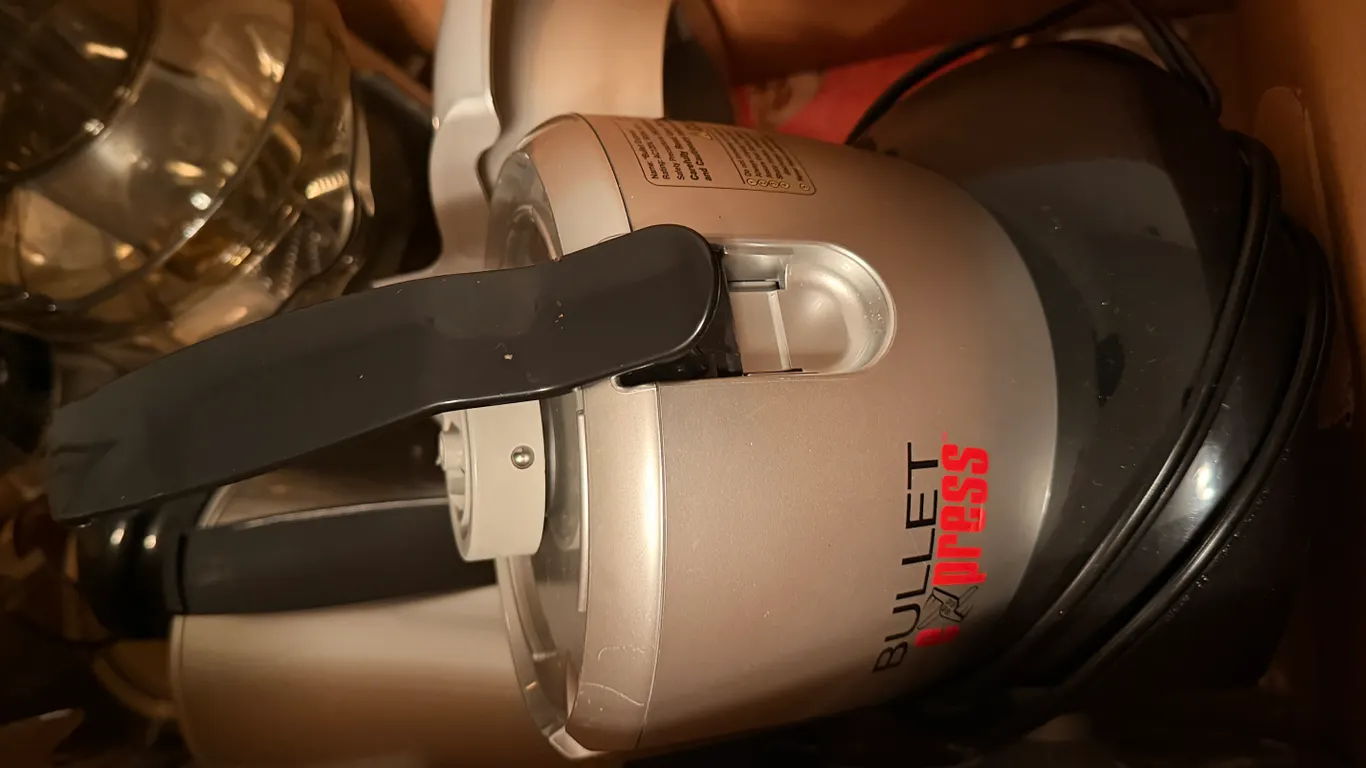 BULLET EXPRESS TRIO 8-MINUTE MEAL MACHINE