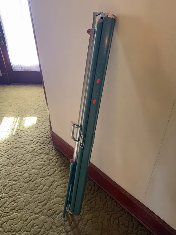 Projector Screen