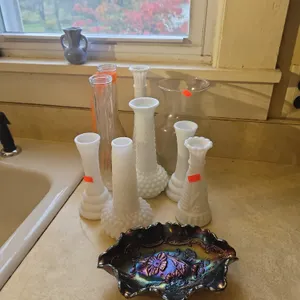 Vases & Fenton dish