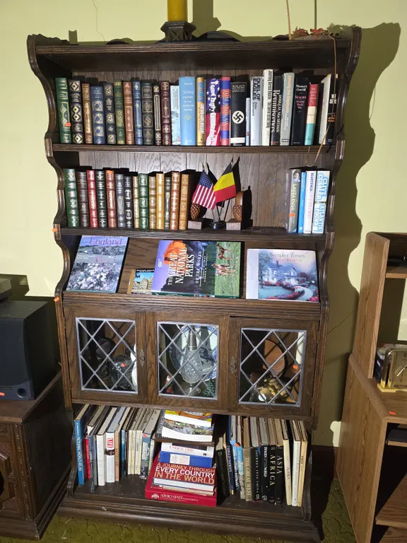 Bookcase ( no contents)