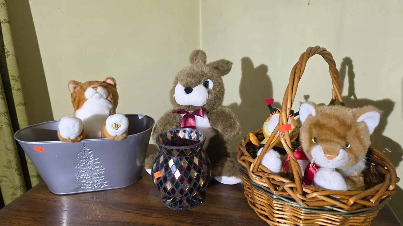 Basket & stuffed animals