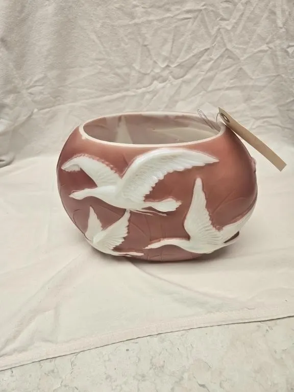 Rose and White Crane-Motif Relief Art Glass Bowl