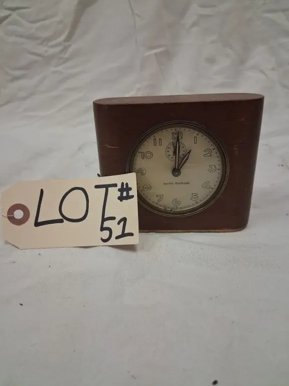 Small Wood Mantel Clock with Round Dial
