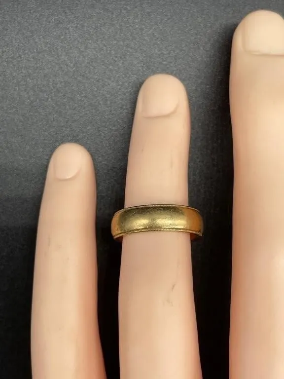 14K Gold Ring 7.8 Grams