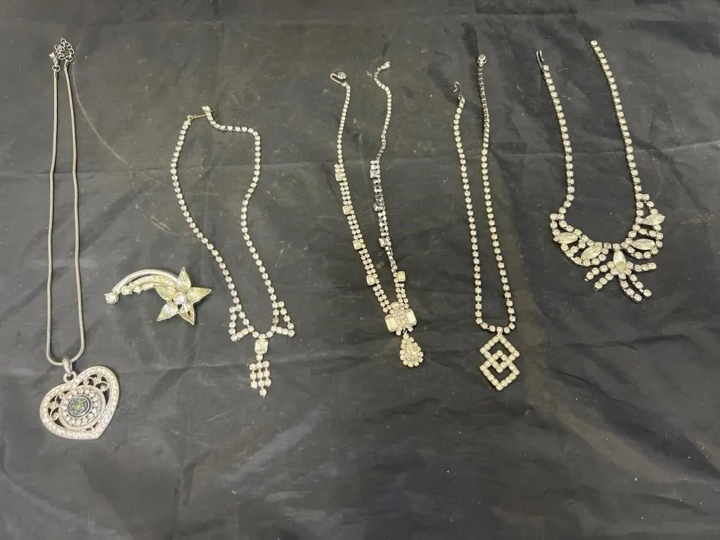 Vintage Fashion Jewelry