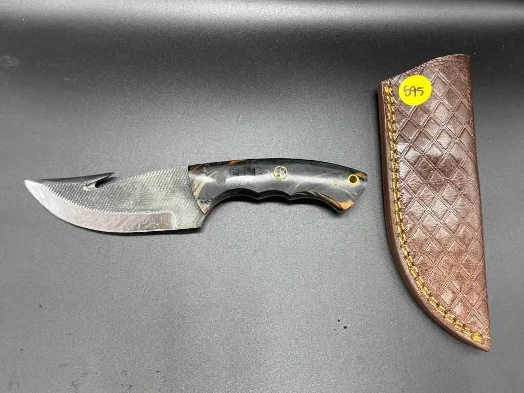 Fixed Blade Knife w/Leather Sheath
