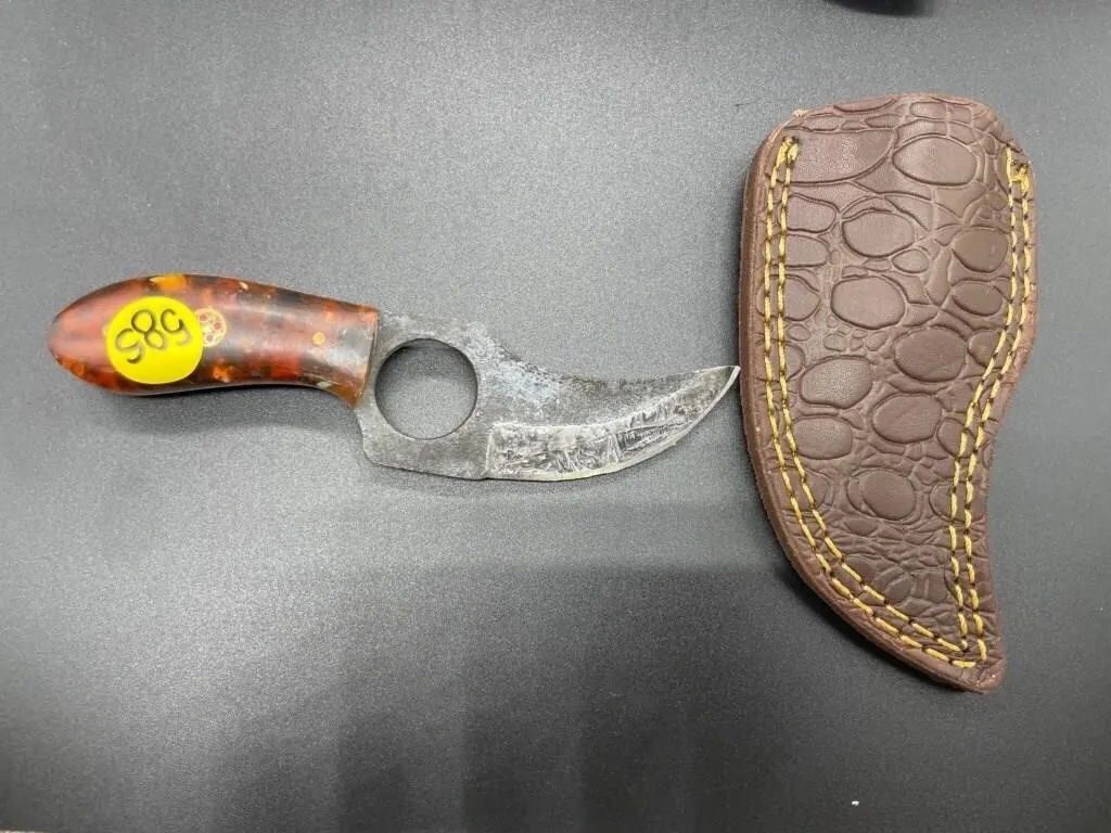 Fixed Blade Knife w/Leather Sheath