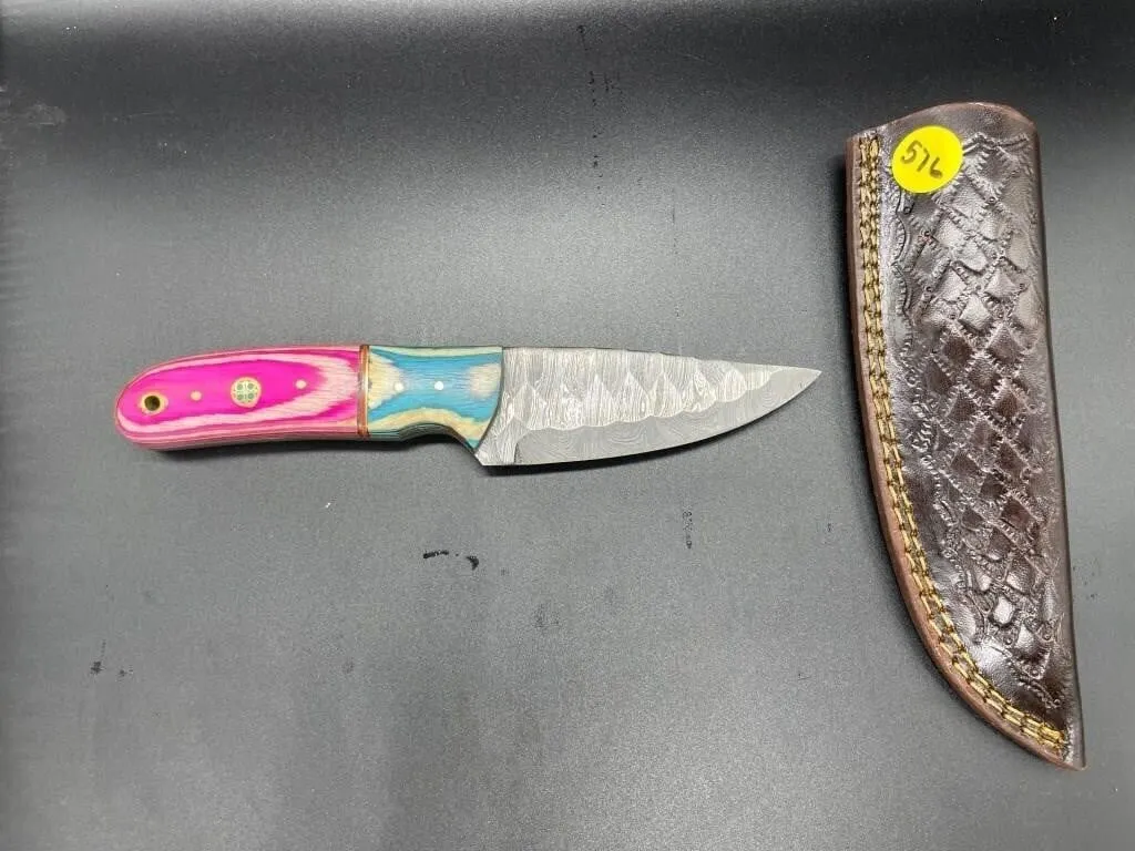 Fixed Blade Damascus Steel Knife w/Leather Sheath