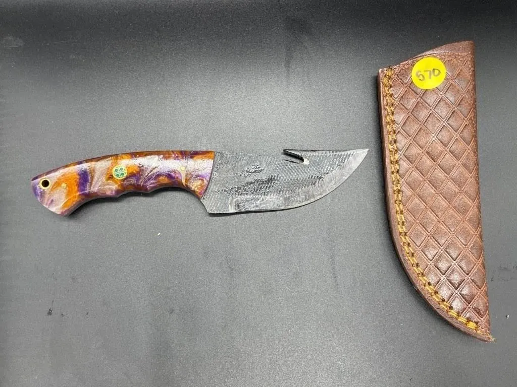 Fixed Blade Knife w/Leather Sheath