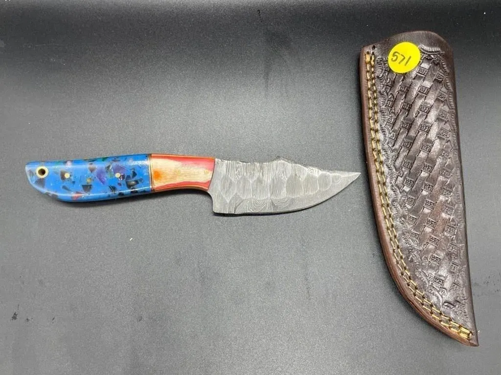 Fixed Blade Knife w/Leather Sheath