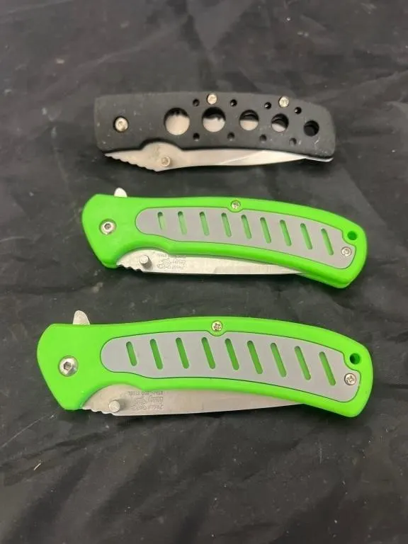3 Frosh Cutlery Tactical Knives