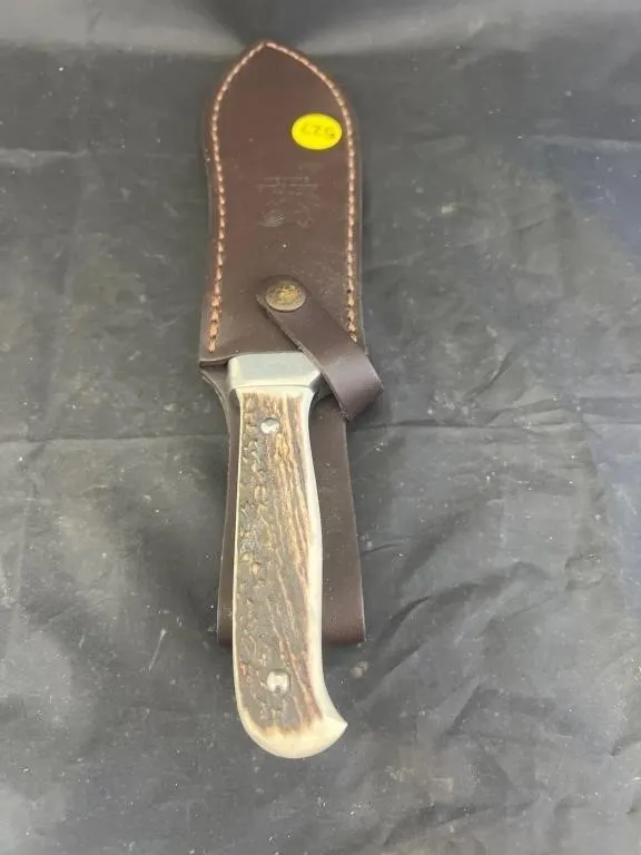 Hen & Rooster Fixed Blade Knife w/Leather Sheath