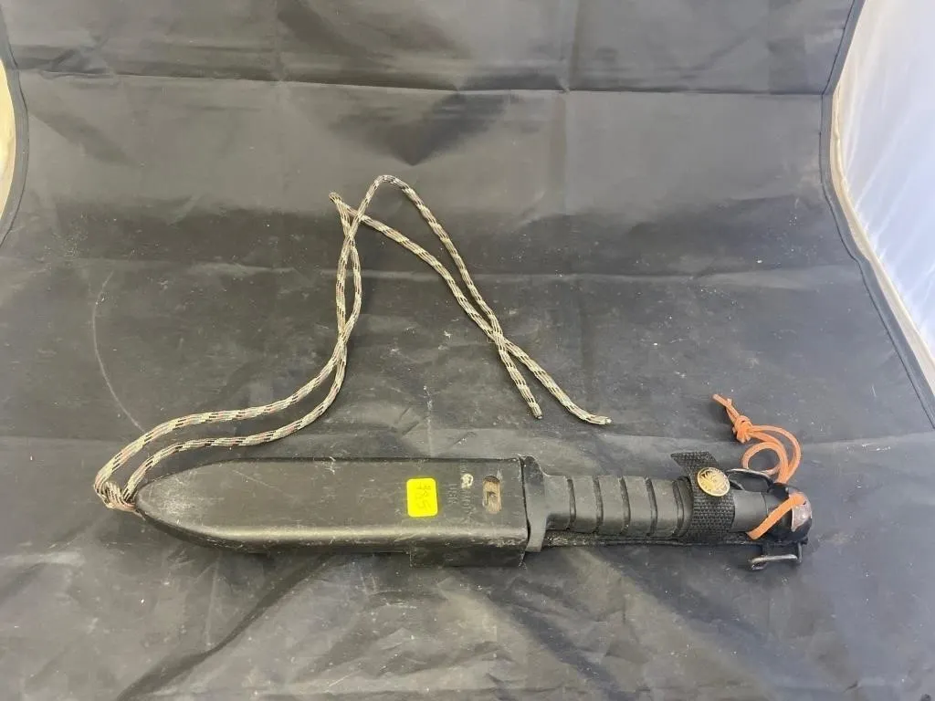 Ontario USA Fixed Blade Knife w/Plastic Sheath