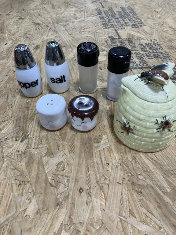 Salt & pepper shakers and vintage ceramic honey