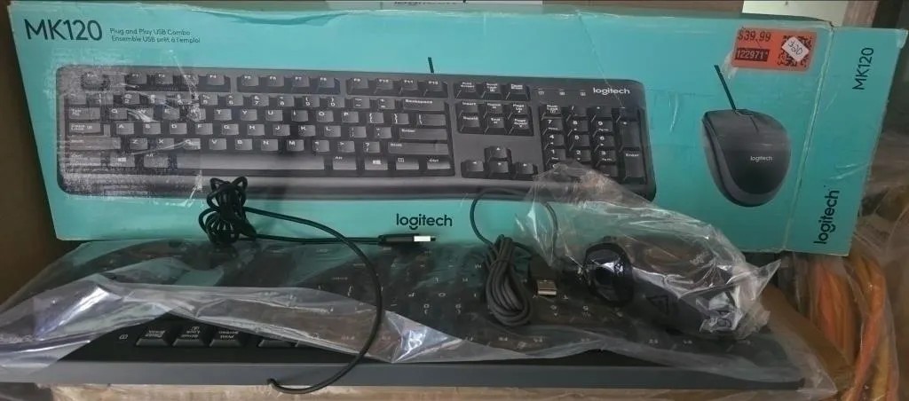 Logitech MK120 corded keyboard and mouse desktop o