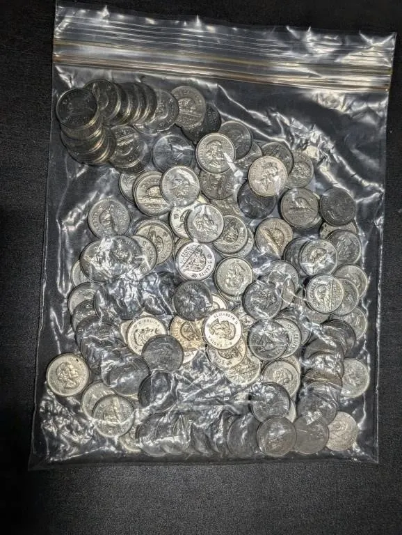 LOT OF CANADAIN 5CENT COLLECTABLE COINS