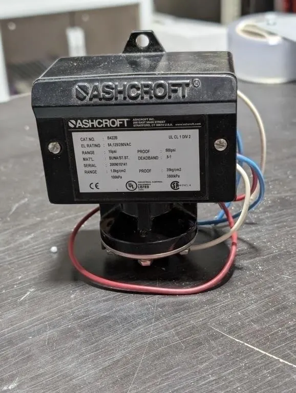 Ashcroft B422B mechanical pressure/snap action swc