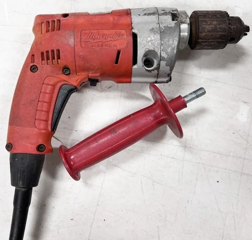 corded 1/2" Milwaukee 234-1 drill, works