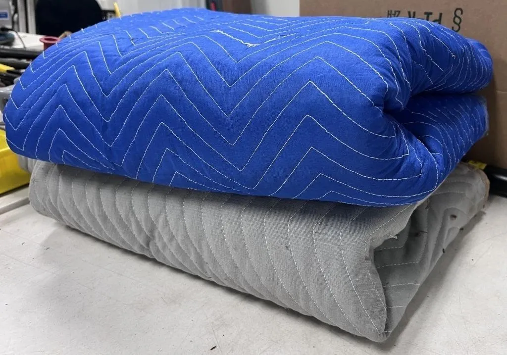 pair moving blankets