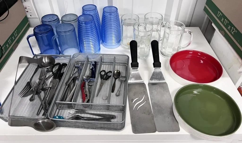 kitchenware