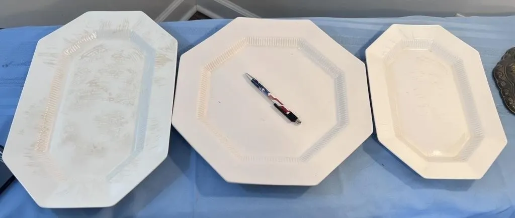 assorted serving ware