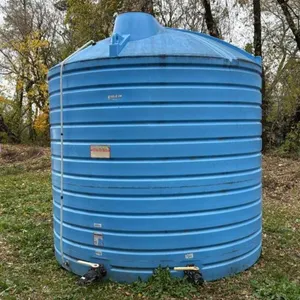 Hold-On 4000-gallon poly tank (Blue)