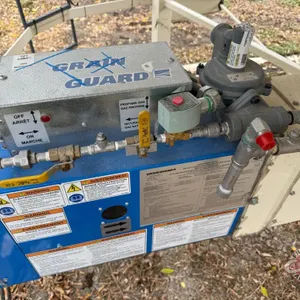 Grain Guard GGH-8351 111,000BTU propane supplemental heater s/n2019510325 (#1)