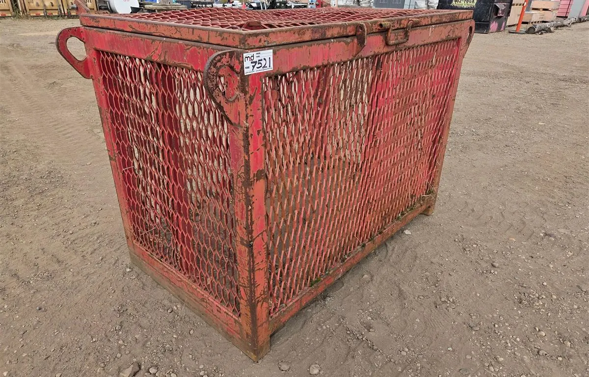 Steel Mesh Material Basket w/ Lifting Hook
UNRESERVED