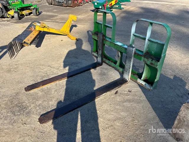 John Deere HD37 JD540 440 48 in Tractor Pallet Forks