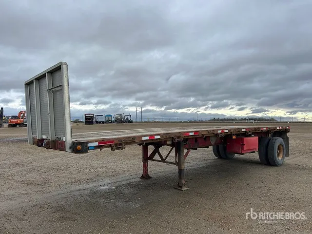 2009 Manac 10128A00 28 ft S/A Flatbed Trailer