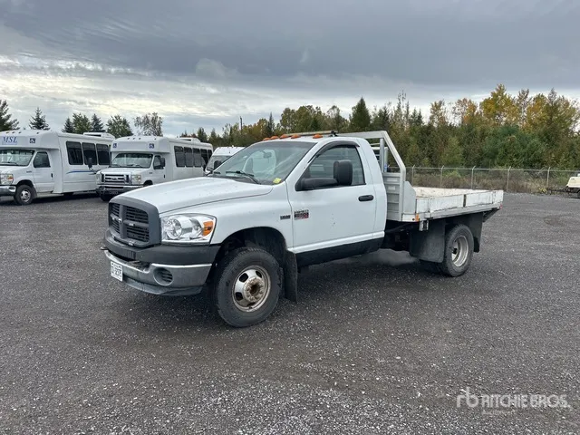 2009 Dodge Ram 3500 4x2 Flatbed Truck