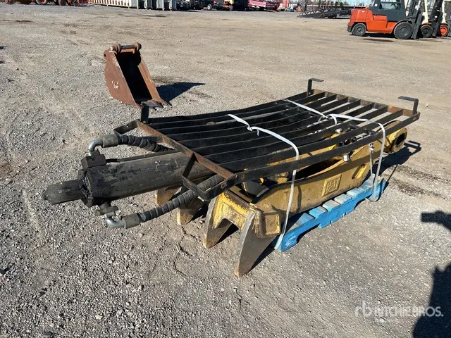 36 in Excavator Thumb