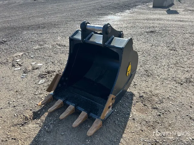 2026 Dynamic Entities 120CL 35 in Q/C Digging Excavator Bucket (Unused)