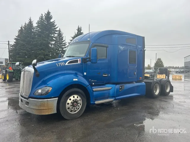 2017 Kenworth T680 6x4 T/A Sleeper Truck Tractor