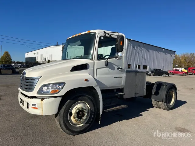 2005 Hino 308 4x2 S/A Day Cab Truck Tractor