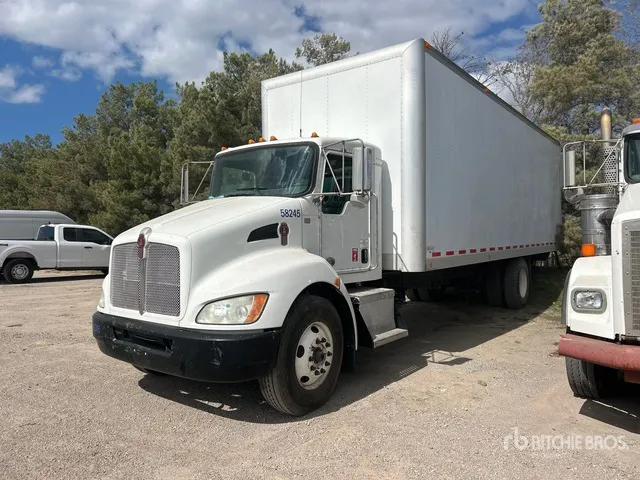 2013 Kenworth T370 4x2 Van Truck